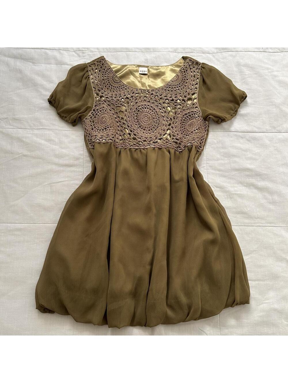 Axes Femme Olive Brown Crochet Lace Bubble Hem Top Size M Japan